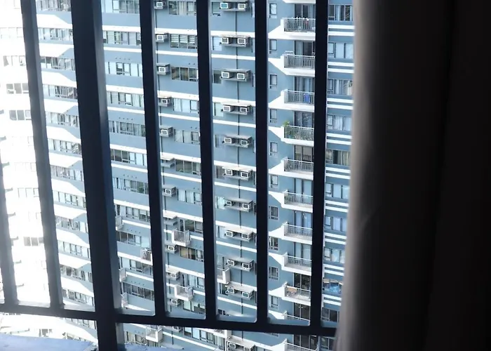 Affordable Modern With Netflix Wifi Balcony In Air Residences Apartment *