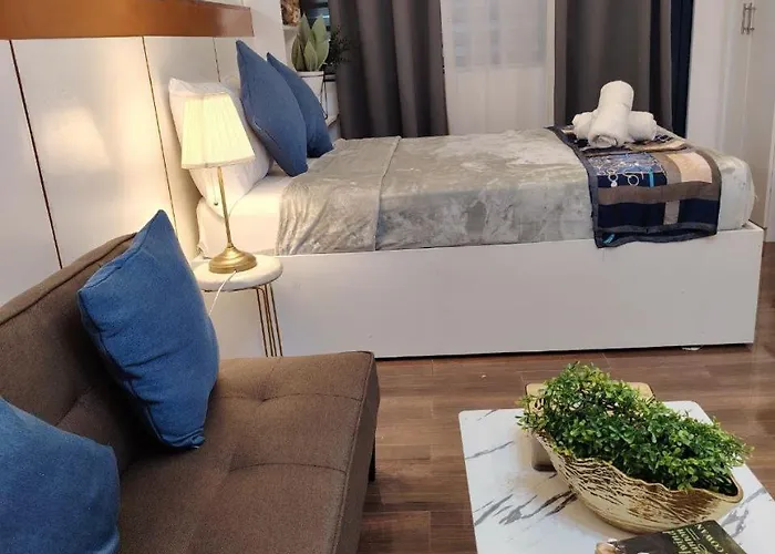 Affordable Modern With Netflix Wifi Balcony In Air Residences * Manila