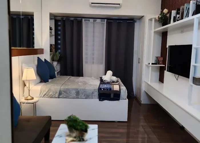 Apartment Affordable Modern With Netflix Wifi Balcony In Air Residences Manila