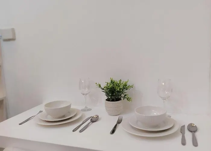Apartment Affordable Modern With Netflix Wifi Balcony In Air Residences